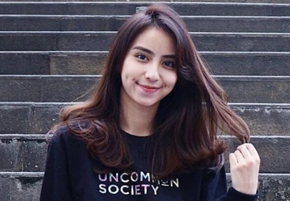 selebgram-Indonesia-Clairine-Christabel
